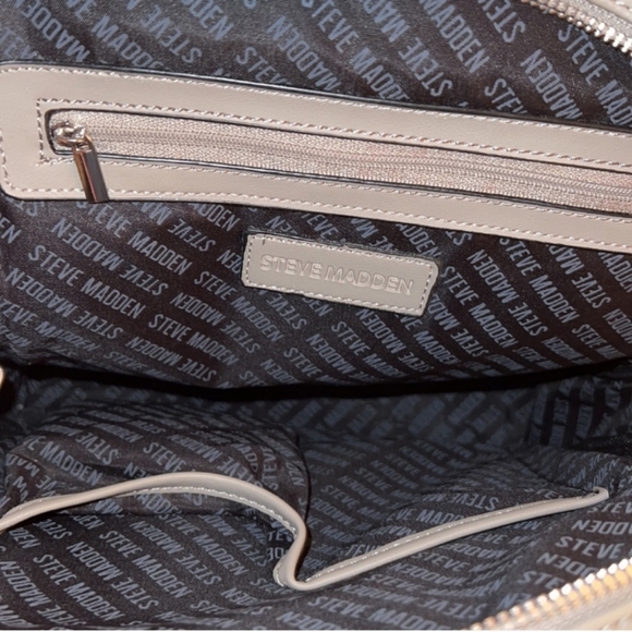 COPY - Steve Madden |nwt| Gray Mini Backpack - Picture 3 of 6